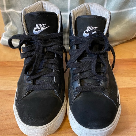Nike blazer mid